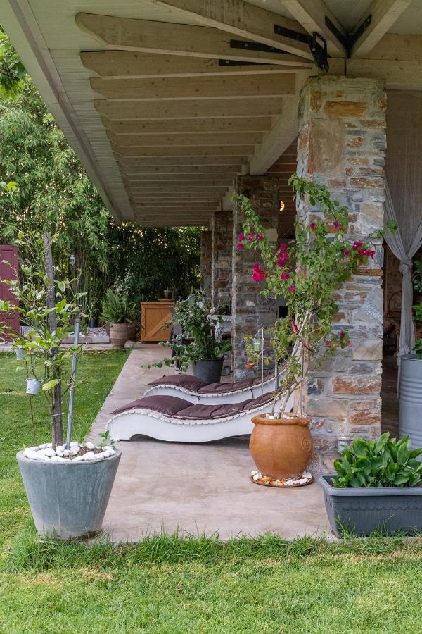 Sinanis Garden House Apartment Volos Bagian luar foto